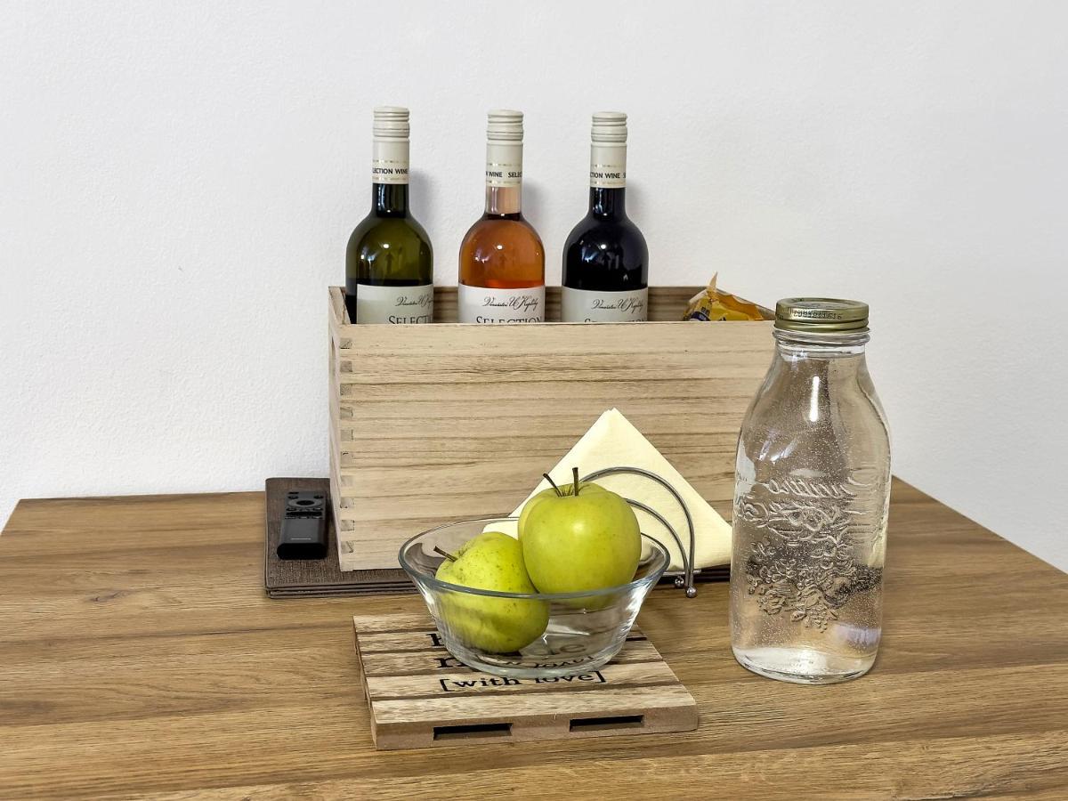 Apartment Katrin 2 Κάρλοβι Βάρι Εξωτερικό φωτογραφία