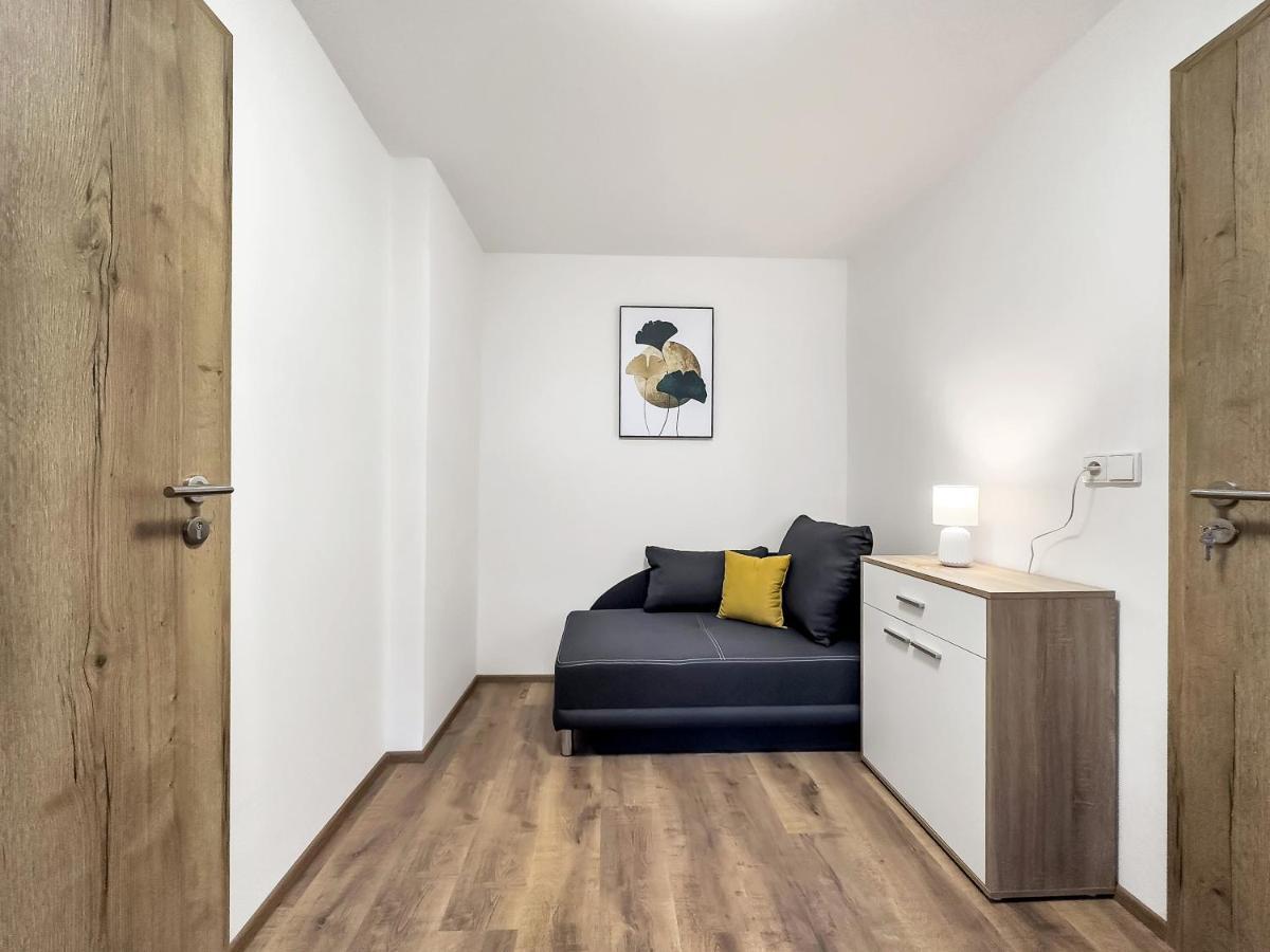 Apartment Katrin 2 Κάρλοβι Βάρι Εξωτερικό φωτογραφία